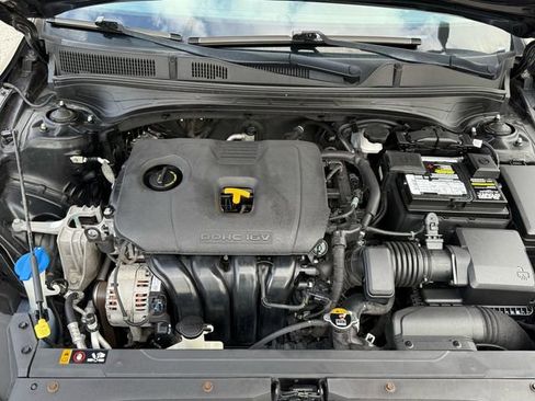 Used 2019 Kia Forte LXS image 24