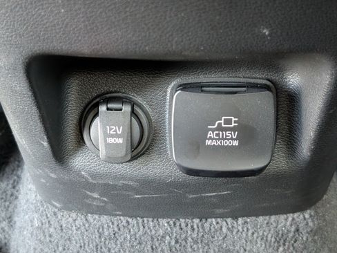 Used 2024 Kia Telluride SX Prestige X-Pro AWD/4WD image 32