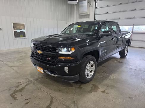 Used 2017 Chevrolet Silverado 1500 LT w/ All Star Edition AWD/4WD image 4
