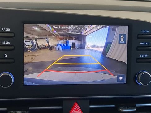 Used 2021 Hyundai Elantra SEL FWD image 32
