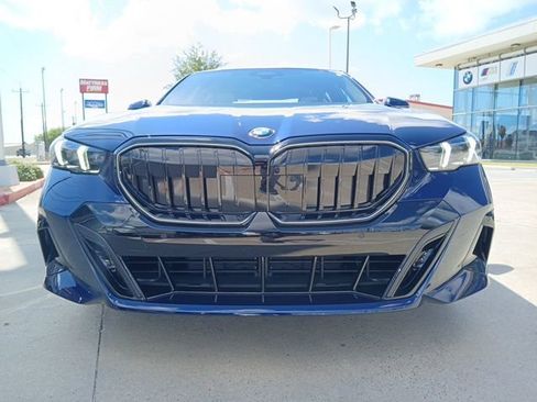 New 2026 BMW 530i w/ M Sport Package RWD image 2