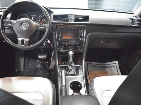 Used 2015 Volkswagen Passat 1.8T Sport FWD image 13