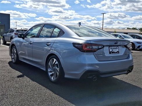 Used 2024 Subaru Legacy Touring XT image 5