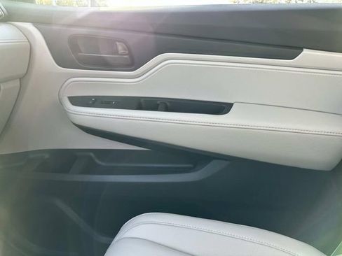 New 2026 Honda Odyssey EX-L image 24