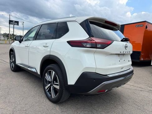 Used 2023 Nissan Rogue SL AWD/4WD image 5