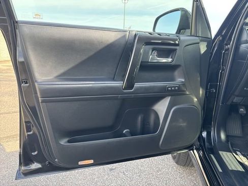 Used 2020 Toyota 4Runner Nightshade AWD/4WD image 9