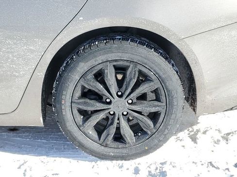 Used 2025 Chevrolet Malibu LT image 33