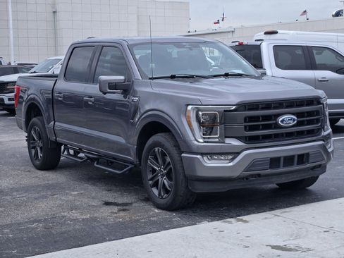 Used 2021 Ford F150 Lariat w/ Equipment Group 502A High AWD/4WD image 3