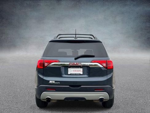 Used 2019 GMC Acadia SLT image 3