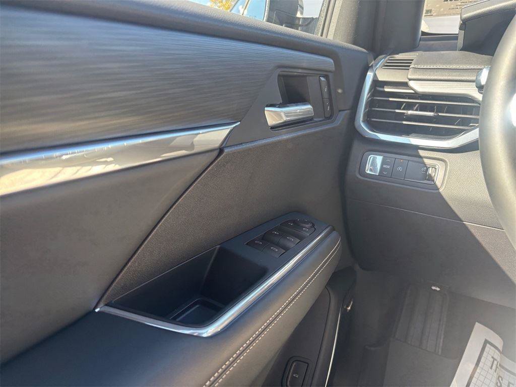 New 2026 GMC Acadia Elevation w/ LPO, Floor Liner Package FWD image 18