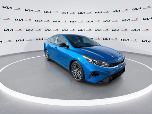 Certified 2023 Kia Forte GT-Line FWD image 2