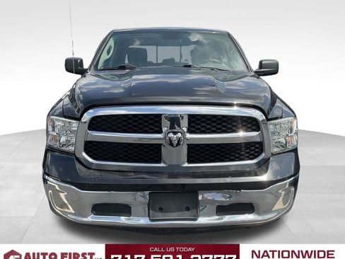 Used 2019 RAM 1500 Classic SLT AWD/4WD image 2