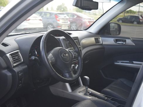 Used 2010 Subaru Forester 2.5X Limited AWD/4WD image 5