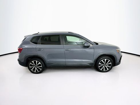 Used 2022 Volkswagen Taos SE FWD image 10