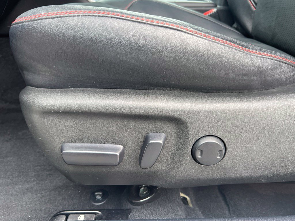 Certified 2016 Toyota Camry XSE FWD image 13