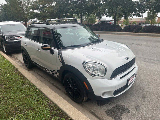 Used 2013 MINI Cooper Countryman S w/ Premium Pkg 2 AWD/4WD image 3
