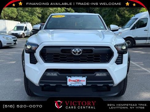 Used 2024 Toyota Tacoma TRD Pro image 2