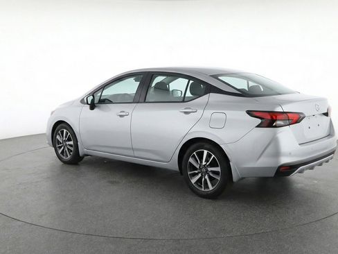 Used 2025 Nissan Versa SV FWD image 5