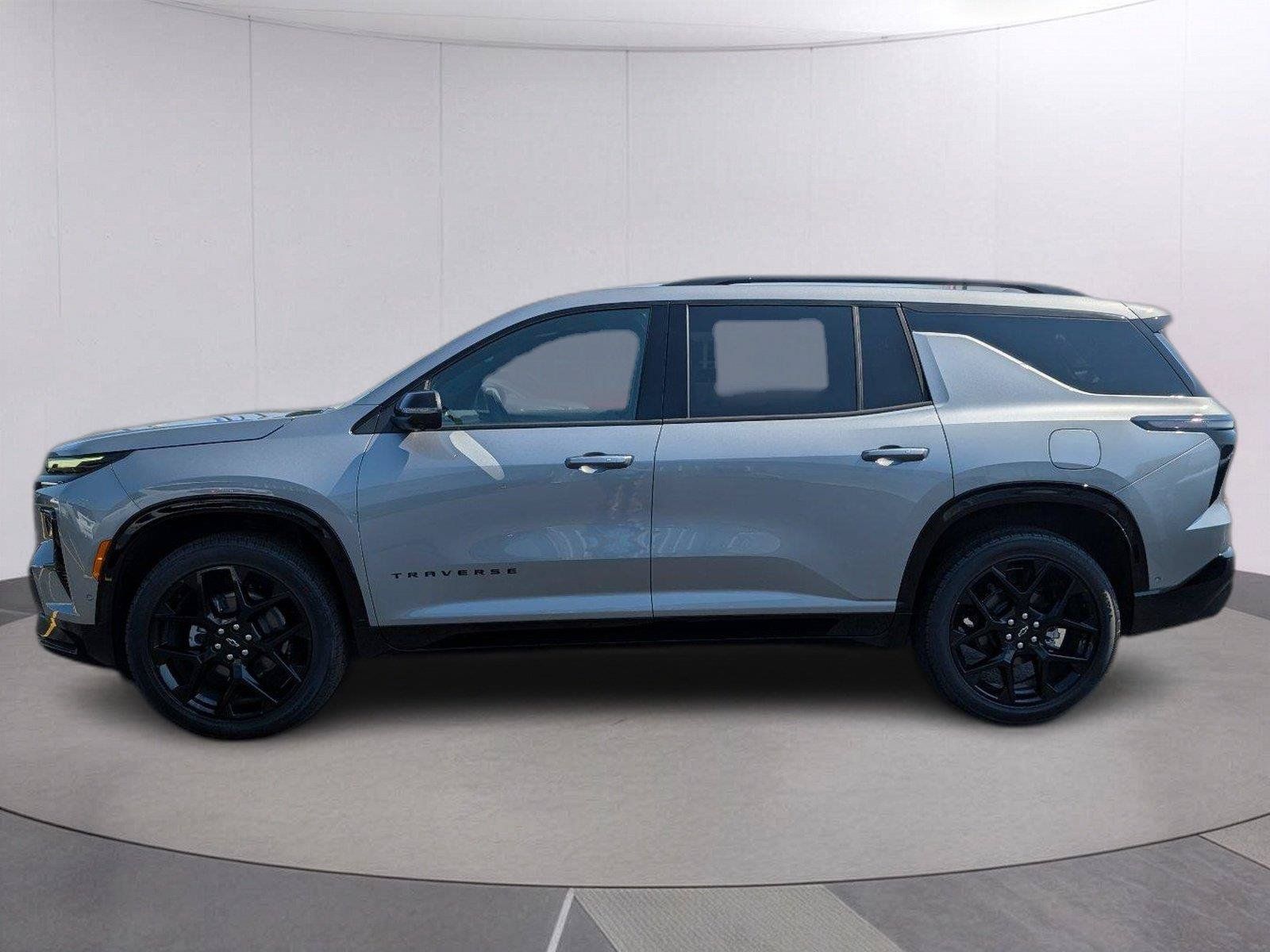 New 2026 Chevrolet Traverse RS FWD image 2