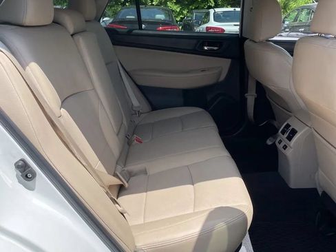 Used 2015 Subaru Outback 2.5i Limited AWD/4WD image 25