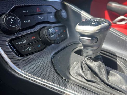 Used 2017 Dodge Challenger R/T Plus image 28