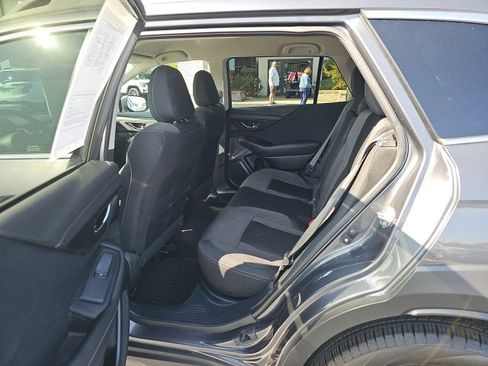 Used 2025 Subaru Outback Premium image 9