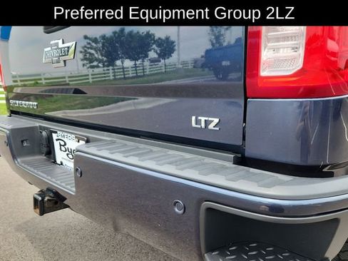 Used 2018 Chevrolet Silverado 1500 LTZ Z71 w/ Centennial Edition AWD/4WD image 16