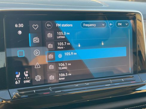 Used 2024 Volkswagen Atlas SE image 23