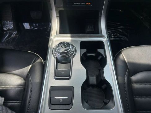 Used 2022 Ford Edge SEL AWD/4WD image 15