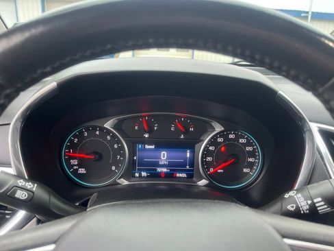 Used 2019 Chevrolet Equinox LT w/ Driver Convenience Package image 22