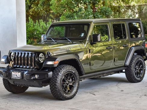 Used 2021 Jeep Wrangler Unlimited Sport image 3