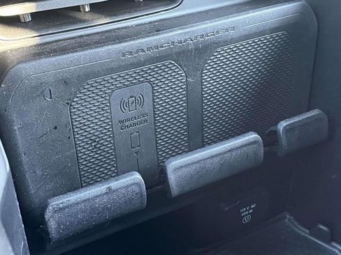 Used 2023 RAM 1500 Laramie image 32