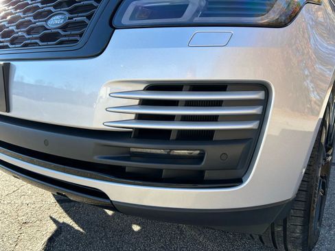 Used 2021 Land Rover Range Rover Westminster Edition image 12