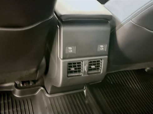 Used 2023 Toyota bZ4X XLE w/ Weather Package AWD/4WD image 29