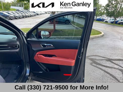 Certified 2024 Kia Sportage SX FWD image 57