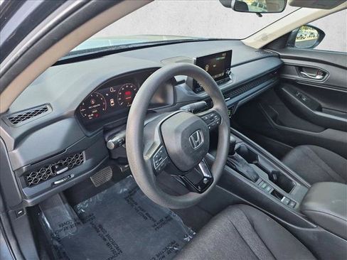 Used 2023 Honda Accord EX image 10
