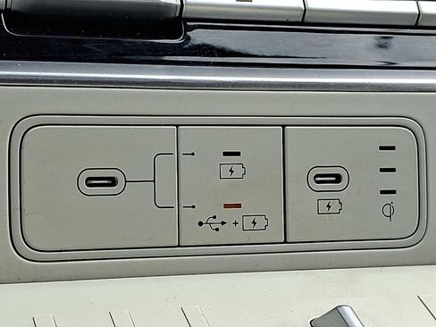 Used 2025 Hyundai Santa Fe Limited image 25