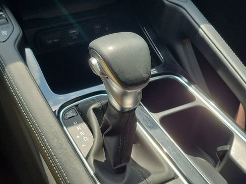 Used 2025 Kia Telluride SX FWD image 32
