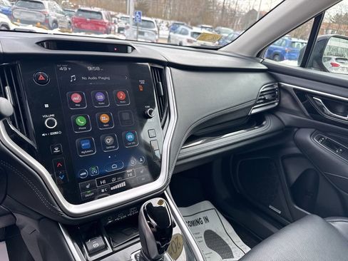 Used 2024 Subaru Outback Limited image 17