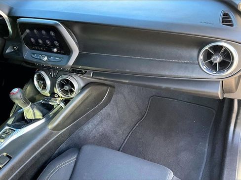 Used 2021 Chevrolet Camaro SS image 25