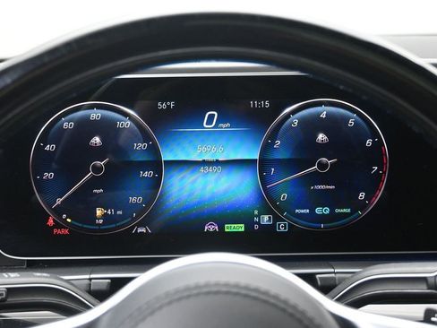 Used 2023 Mercedes-Benz Maybach GLS 600 4MATIC image 13