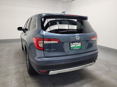 Used 2019 Honda Pilot EX image 5