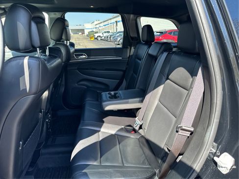 Used 2021 Jeep Grand Cherokee Limited AWD/4WD image 10