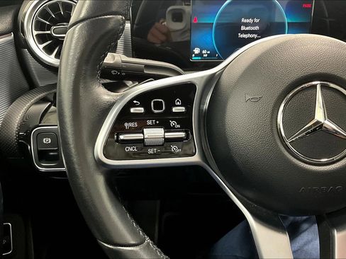 Used 2022 Mercedes-Benz A 220 image 24