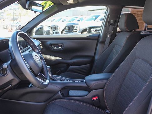 Used 2023 Honda HR-V Sport image 22
