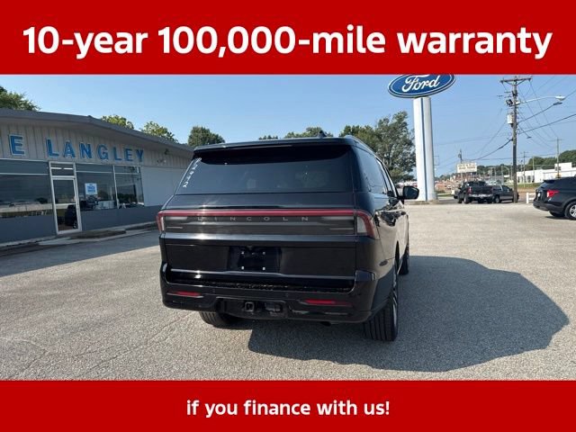 Used 2025 Lincoln Navigator Reserve AWD/4WD image 21