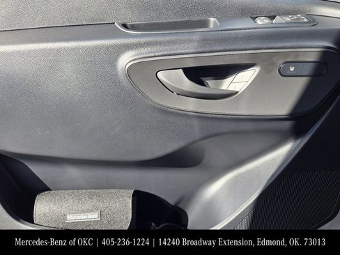 Used 2025 Mercedes-Benz Sprinter 2500 image 23