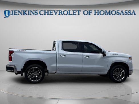 New 2026 Chevrolet Silverado 1500 LTZ w/ LTZ Premium Package AWD/4WD image 2