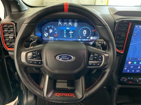 Used 2025 Ford Ranger Raptor AWD/4WD image 17