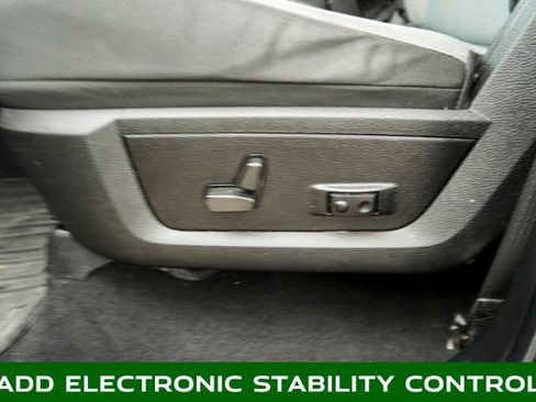 Used 2022 RAM 1500 Classic SLT w/ Protection Group image 12